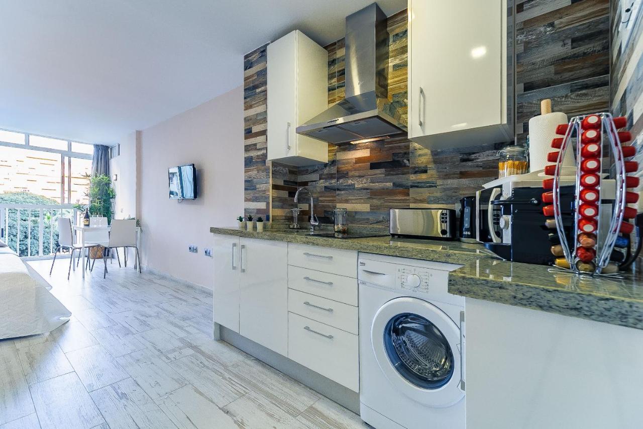 Sun Coast Benalmádena -- Superb studio with 4 pools, gardens&breakfast Exterior foto