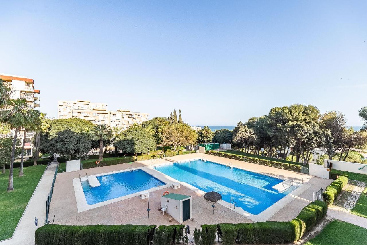 Sun Coast Benalmádena -- Superb studio with 4 pools, gardens&breakfast Exterior foto