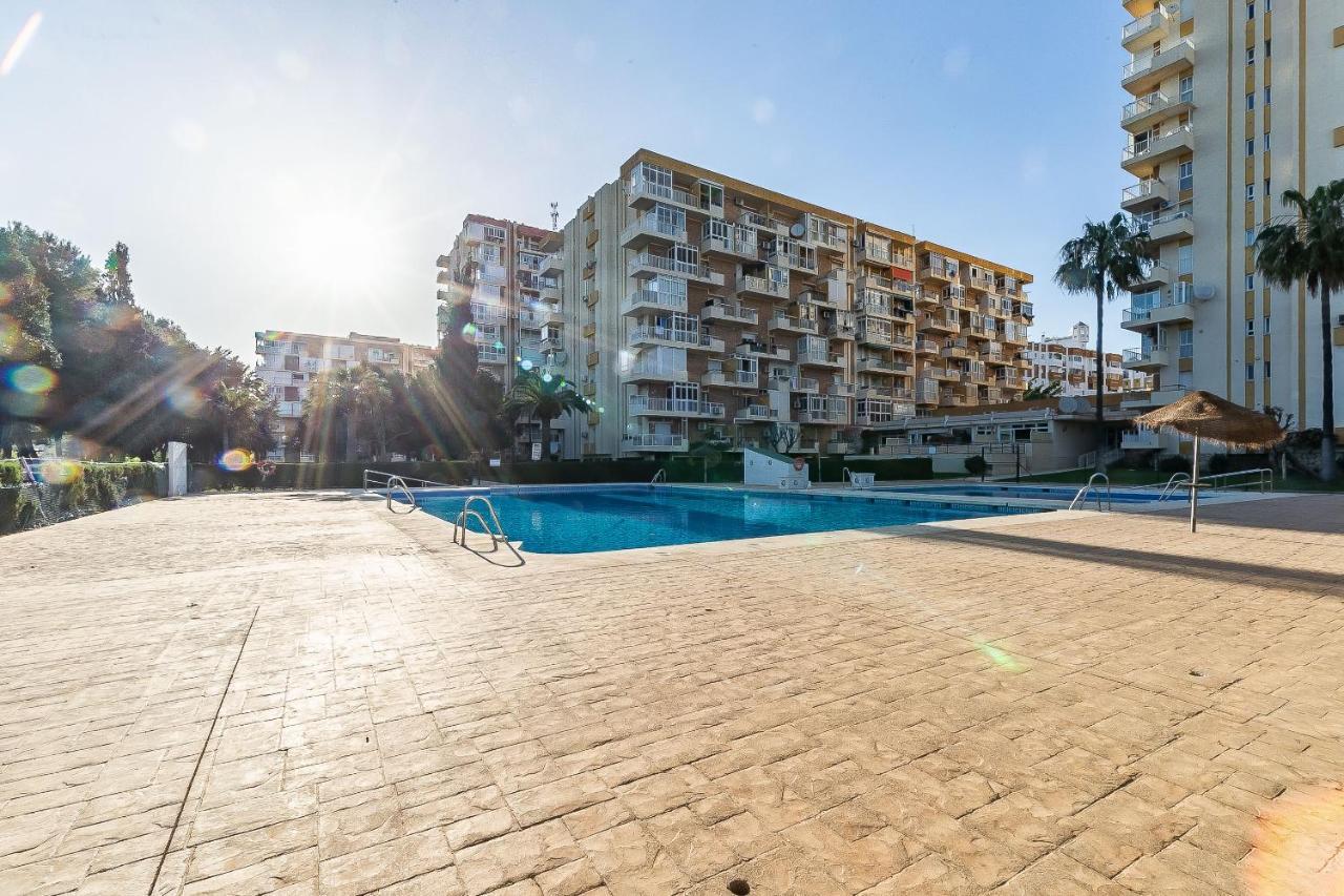 Sun Coast Benalmádena -- Superb studio with 4 pools, gardens&breakfast Exterior foto