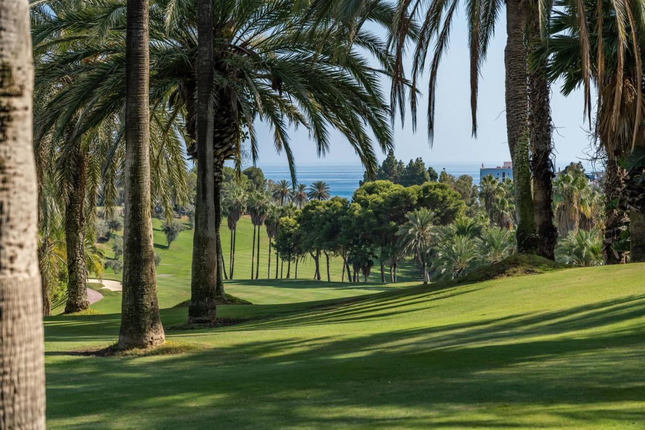Sun Coast Benalmádena -- Superb studio with 4 pools, gardens&breakfast Exterior foto